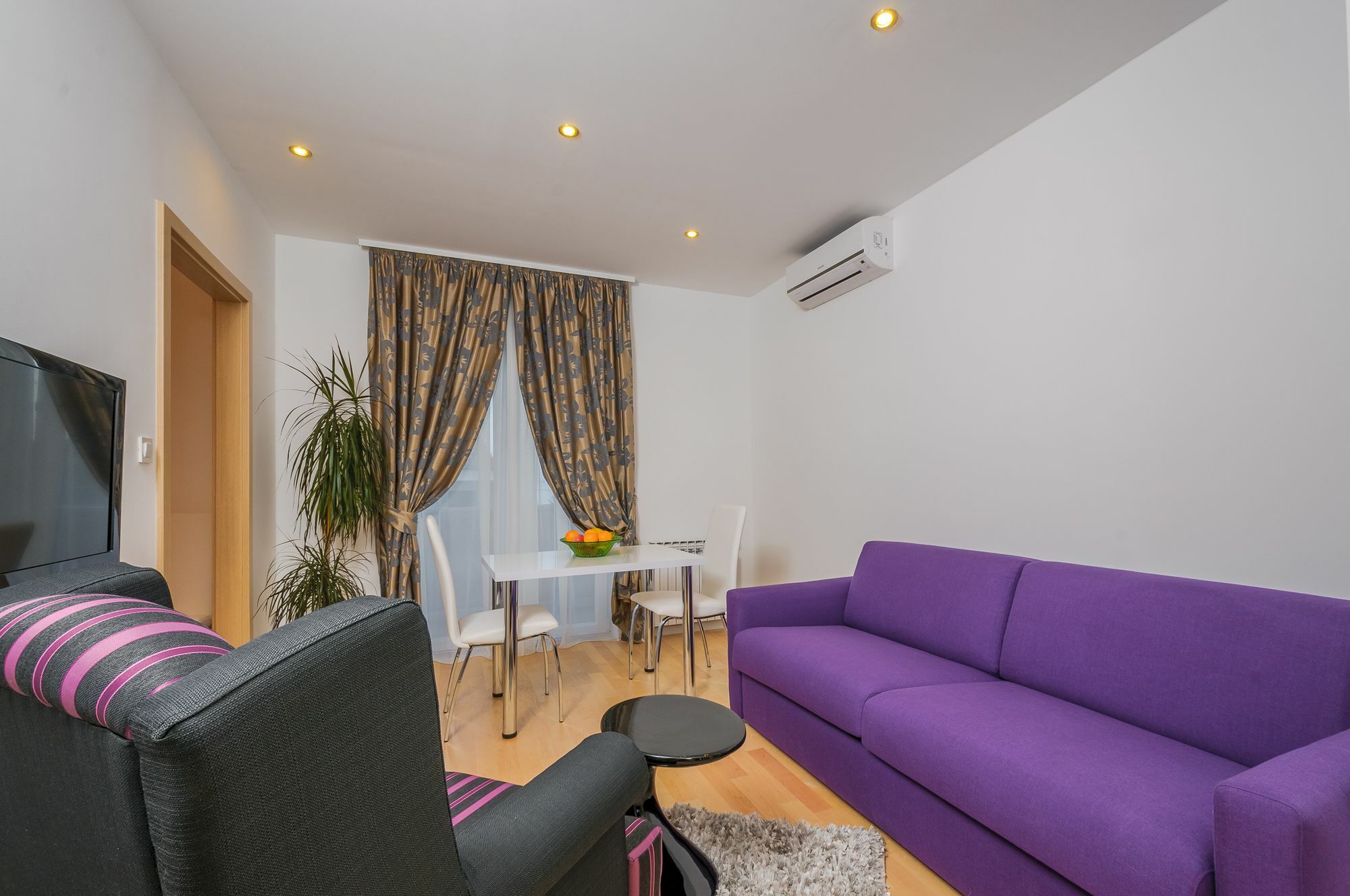 Apartments Zuvela Split Eksteriør billede